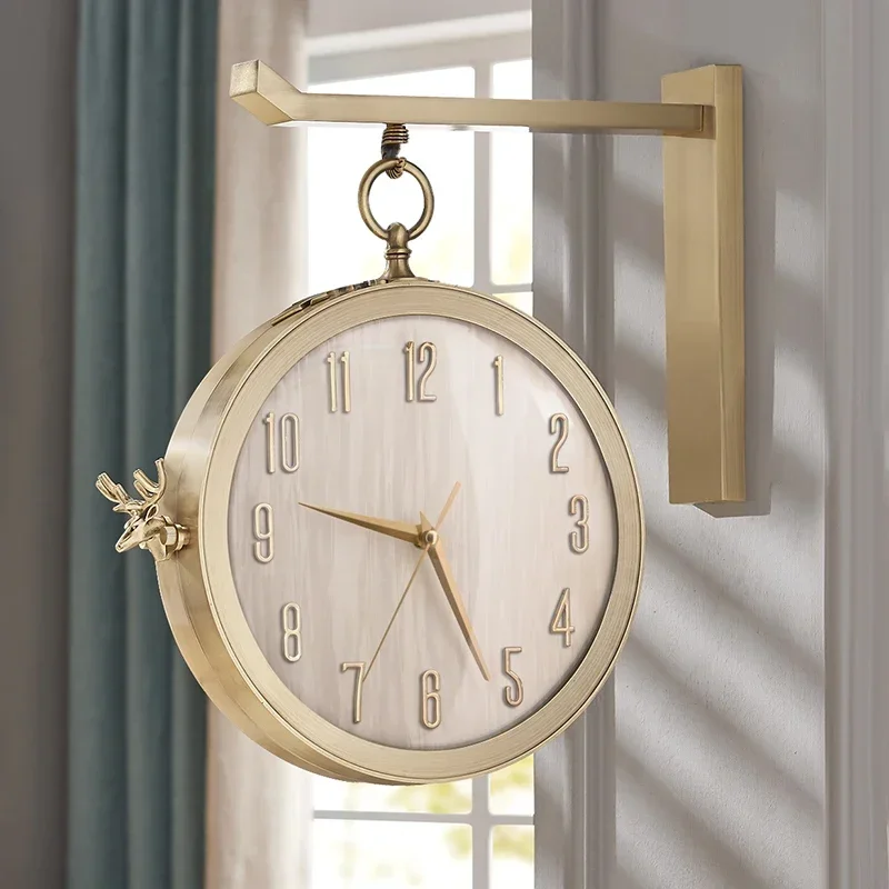 Dwustronny zegar ścienny do sa – Luxury Watch Europe recenzja i cena