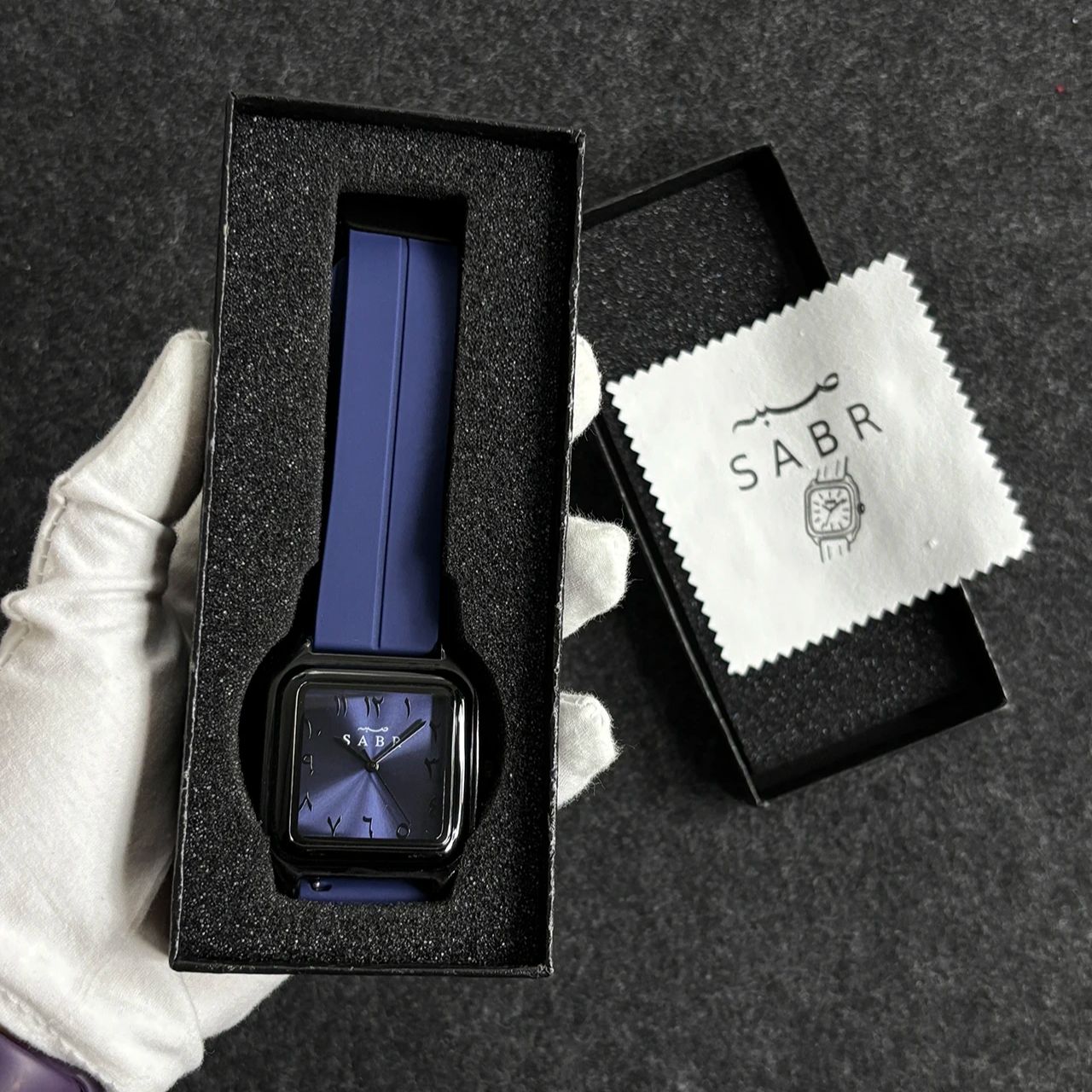 Zegarek męski SABR z arabskimi – Luxury Watch Protection Film recenzja i cena