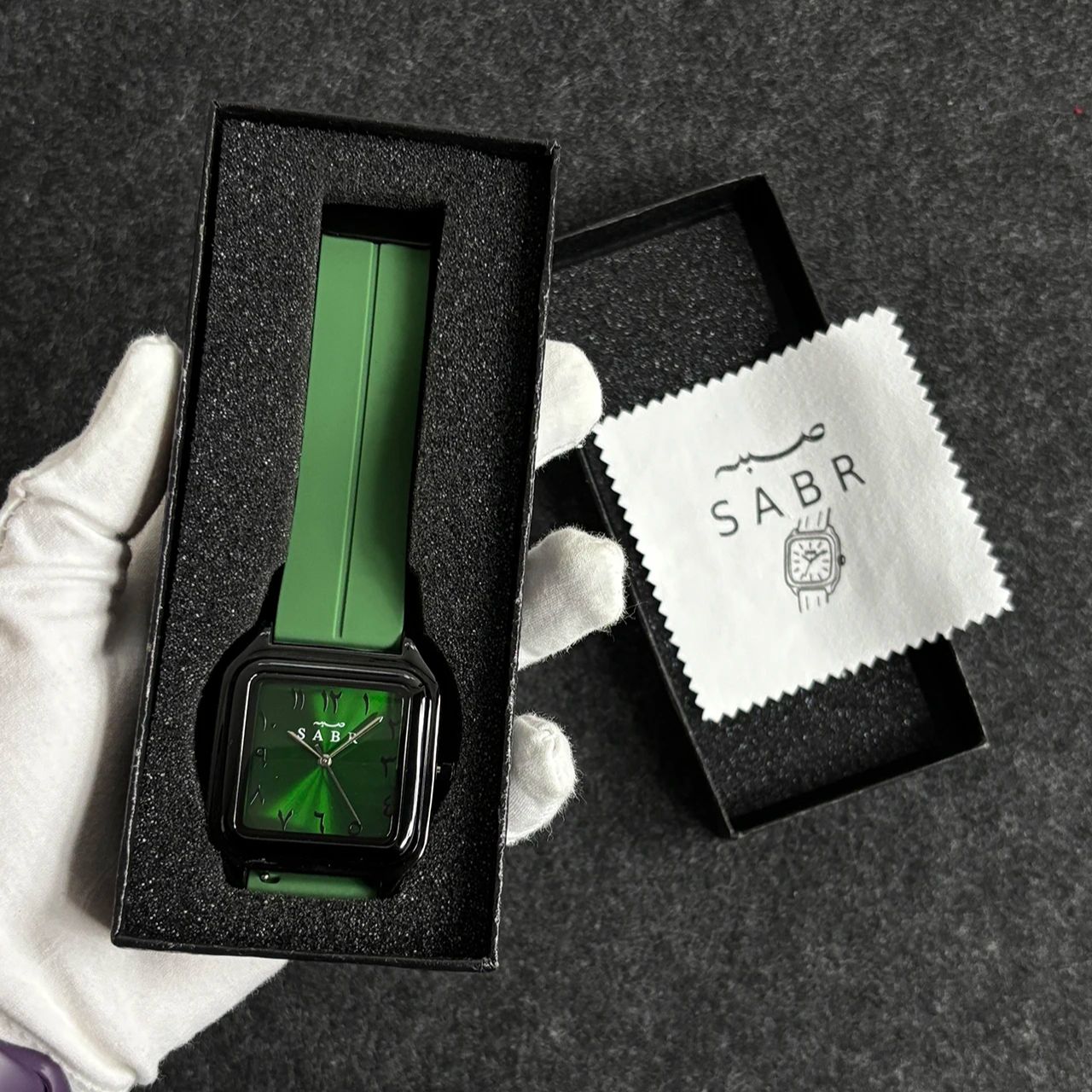 Zegarek męski SABR z arabskimi – Luxury Watch Protection Film recenzja i cena